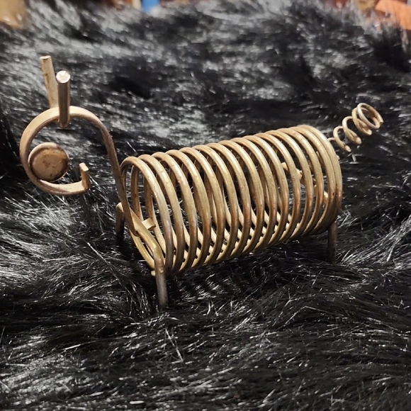 VINTAGE metal letter holder Other - VINTAGE SPRING COILED METAL LETTER HOLDER. DOG